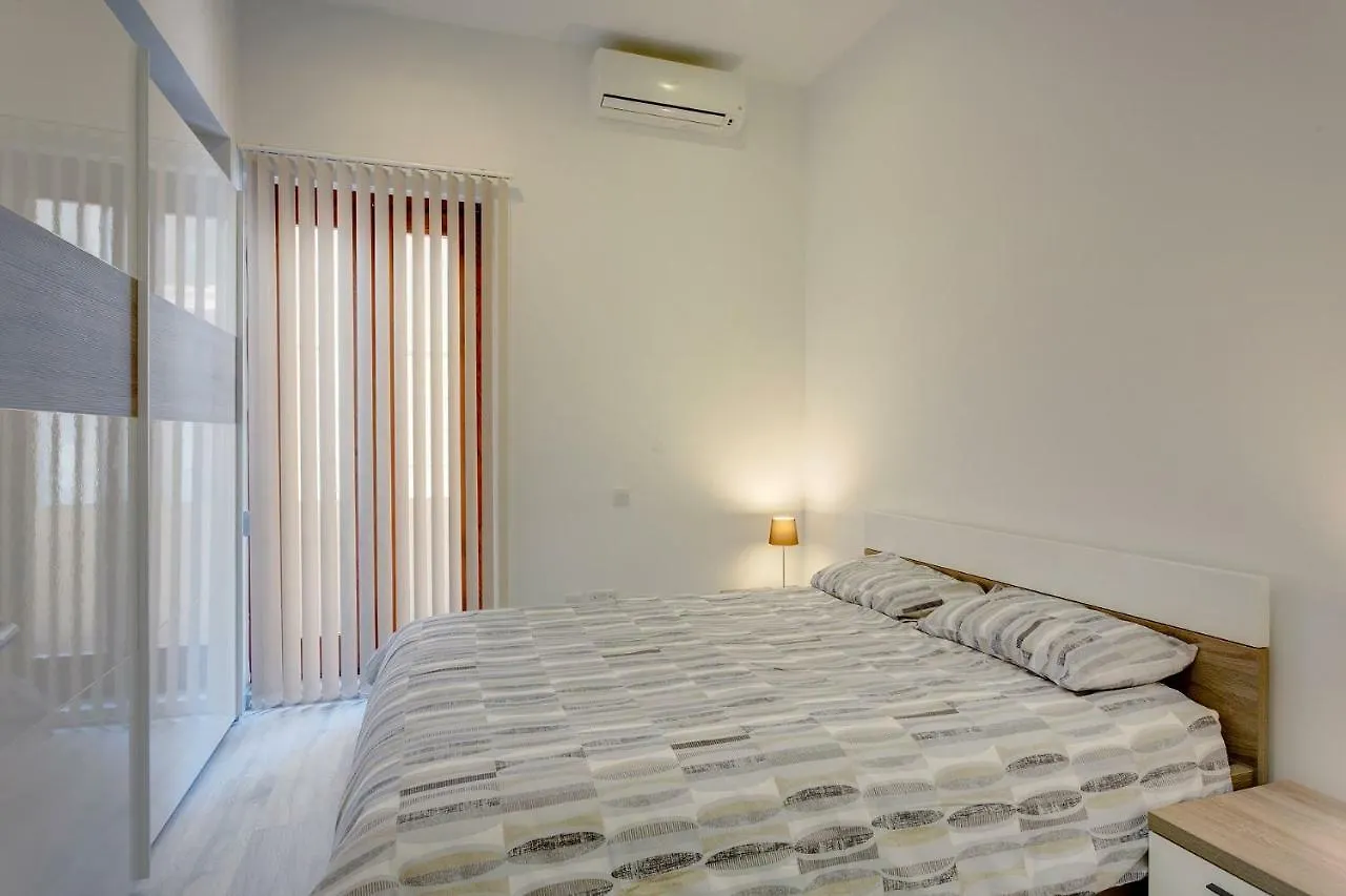 Stylish 2 Bedroom Apartment In An Amazing Location Sliema