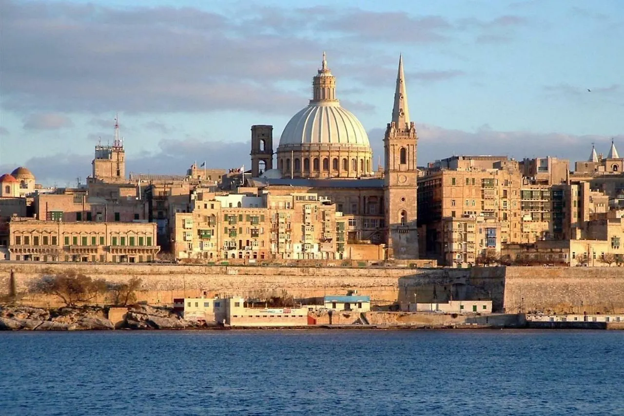 Stylish 2 Bedroom Apartment In An Amazing Location Sliema Malta