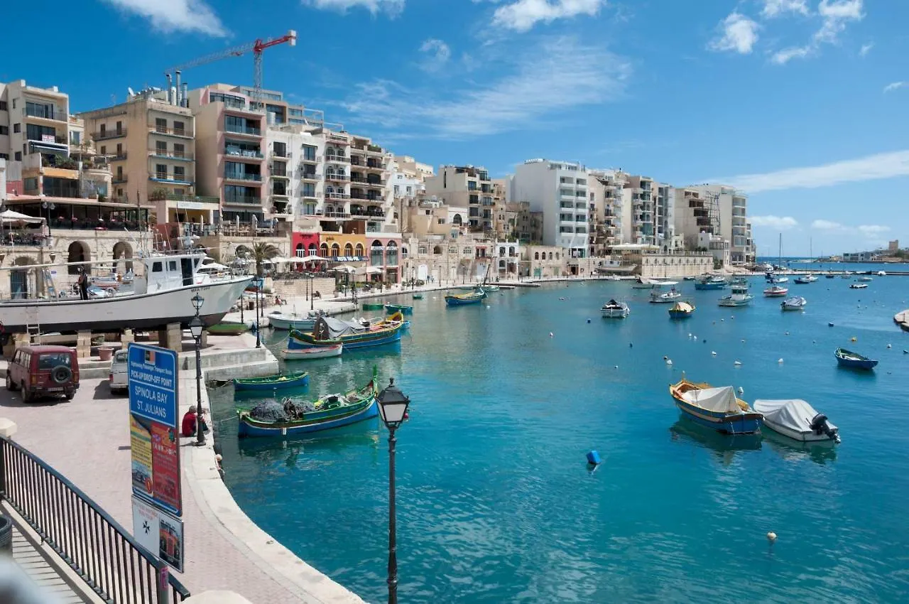 Stylish 2 Bedroom Apartment In An Amazing Location Sliema Malte